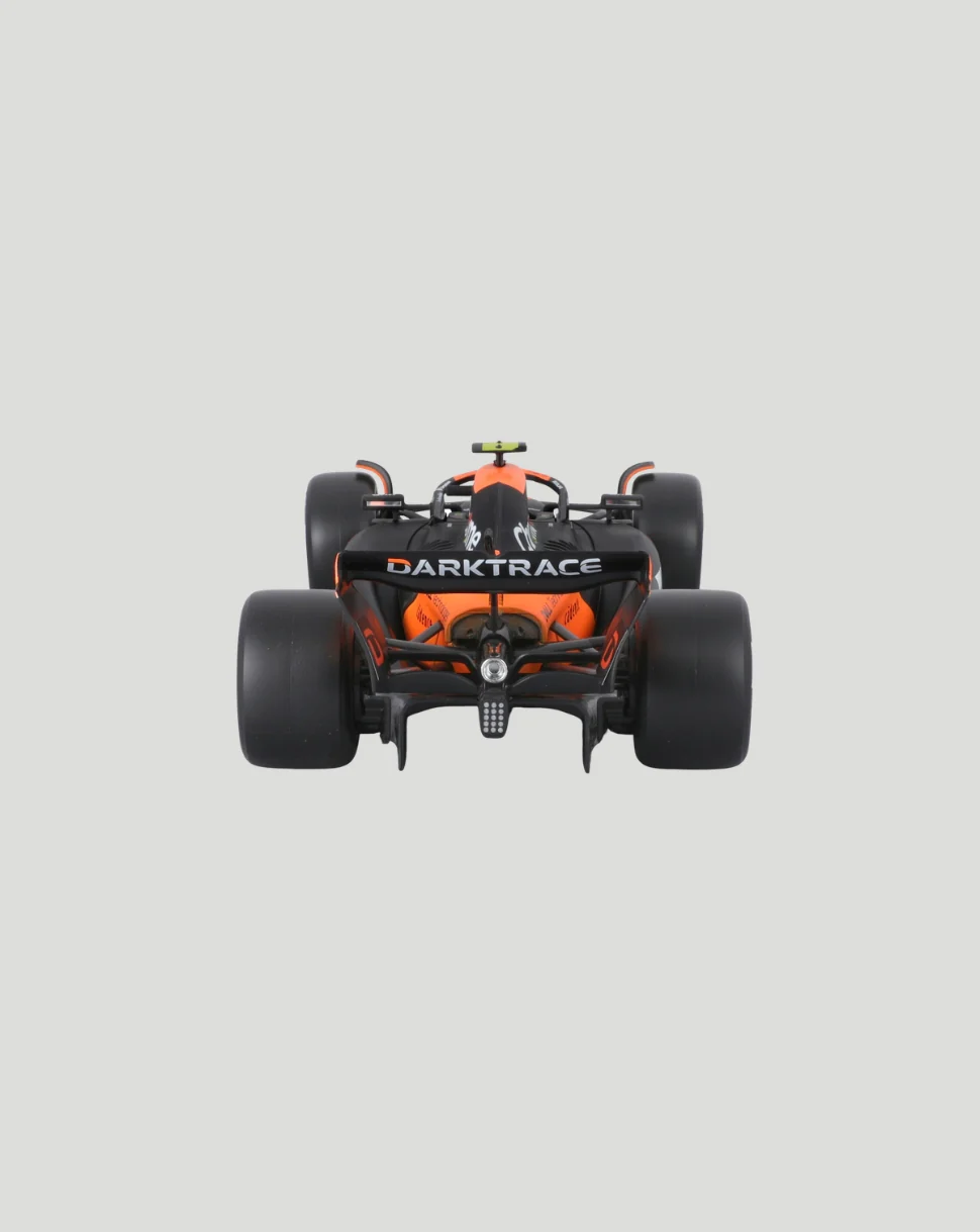 1:24 F1 Mclaren MCL38 2024 With Helmet Norris Model Car - Image 6