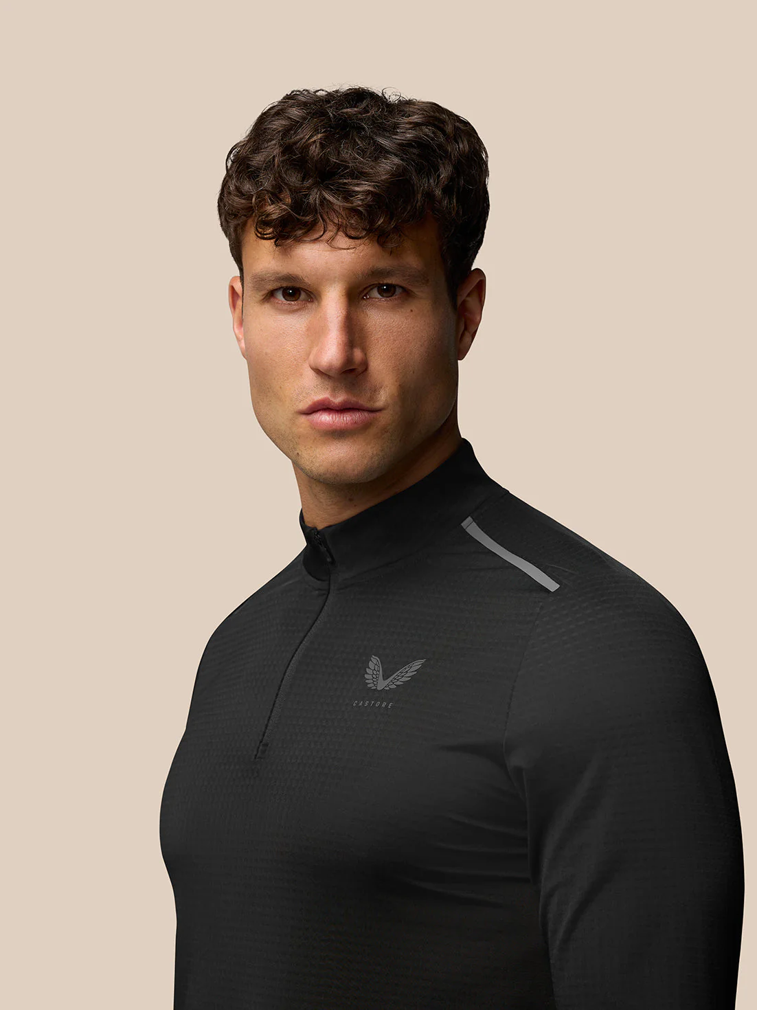 Apex Training 1/4 Zip Top - Black - Image 3