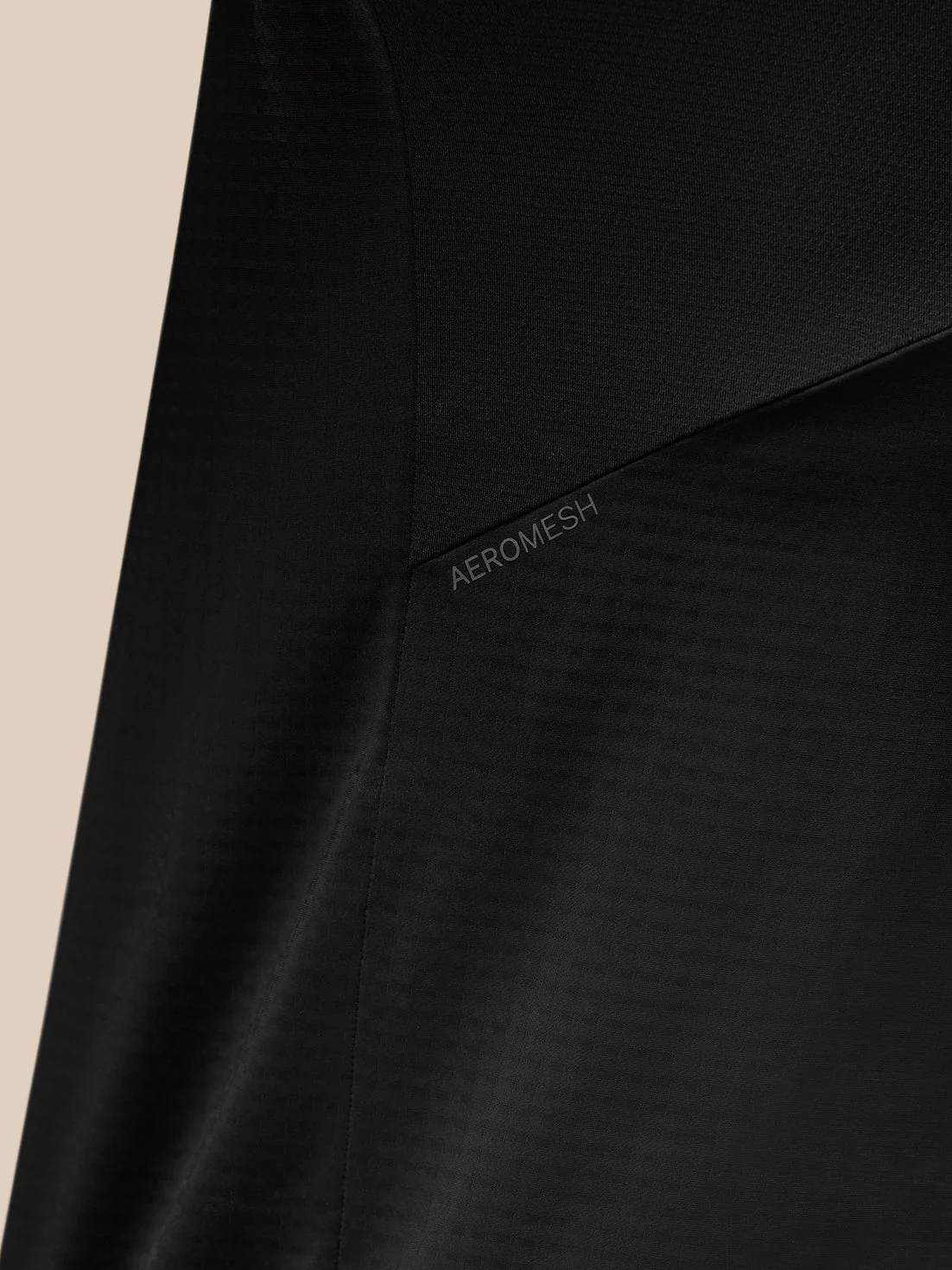 Apex Training 1/4 Zip Top - Black - Image 4